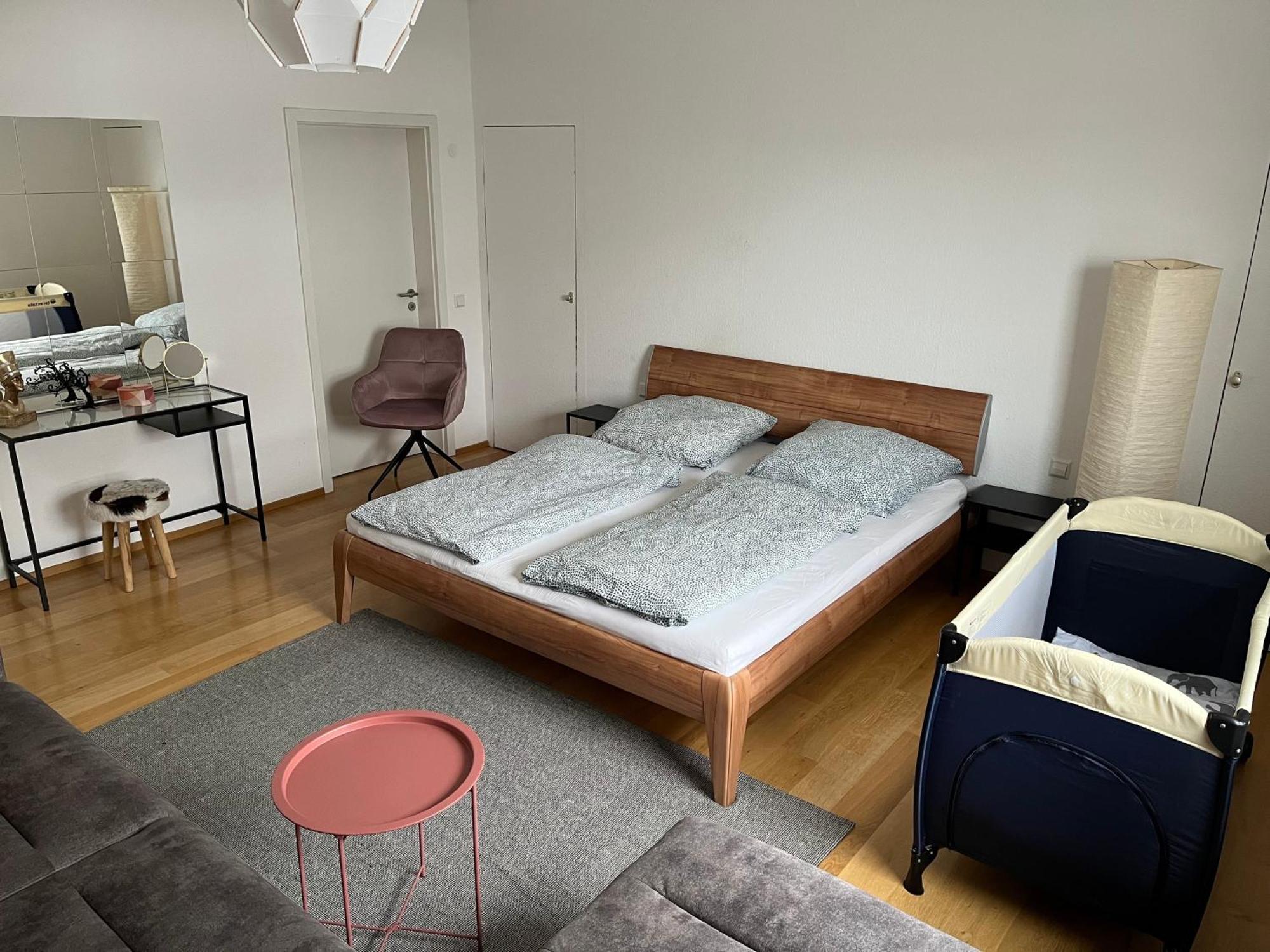 Penthouse Perfekt Fuer Teams, Familien Und Gruppen Apartment Bad Mergentheim Luaran gambar